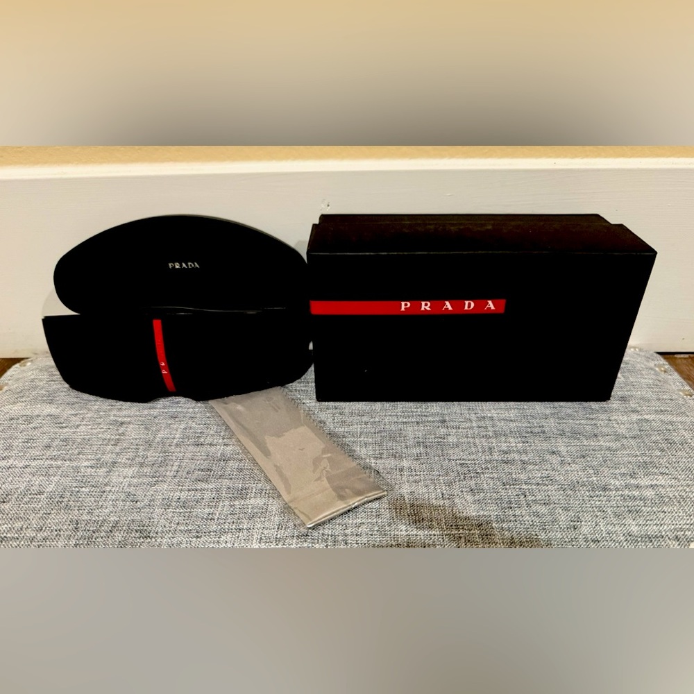 Prada Black Sunglass Case with Red Accent - Picture 2 of 6